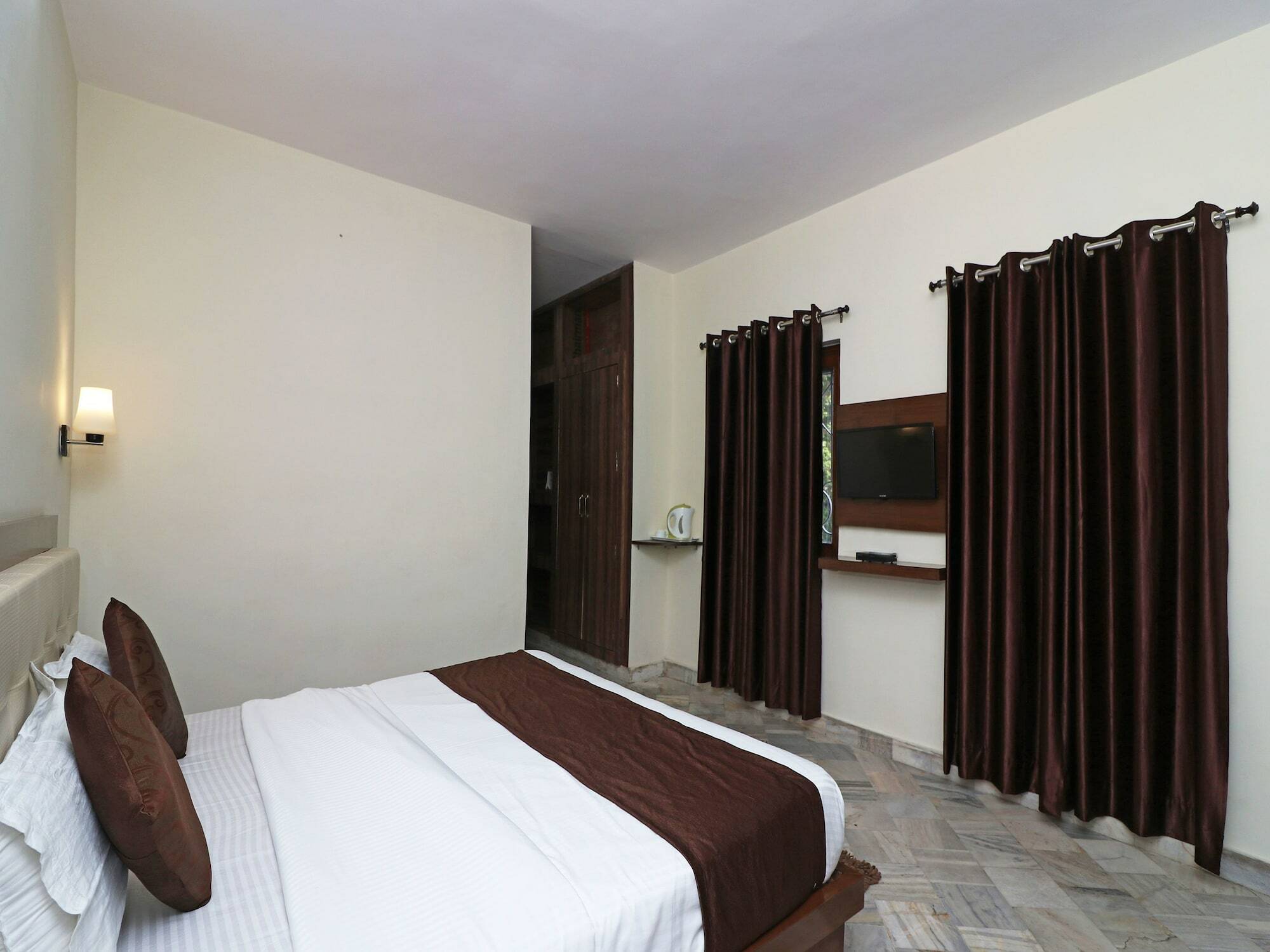 Oyo 12853 The Kings Kalandi Resort Mussoorie Extérieur photo